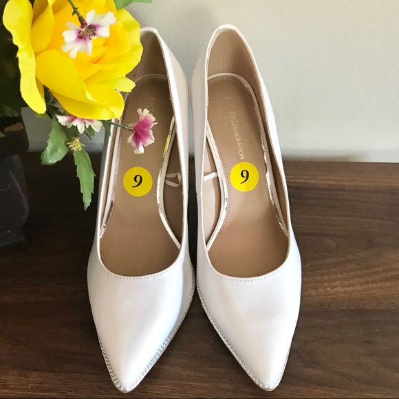 BCBGeneration Women’s White Heels 4" - Picture 3 of 15